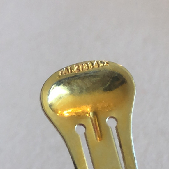 Kenneth Jay Lane KJL Vintage Gold Tone Faux Pearl CZ Rhinestone Clip On Earrings - Picture 8 of 8